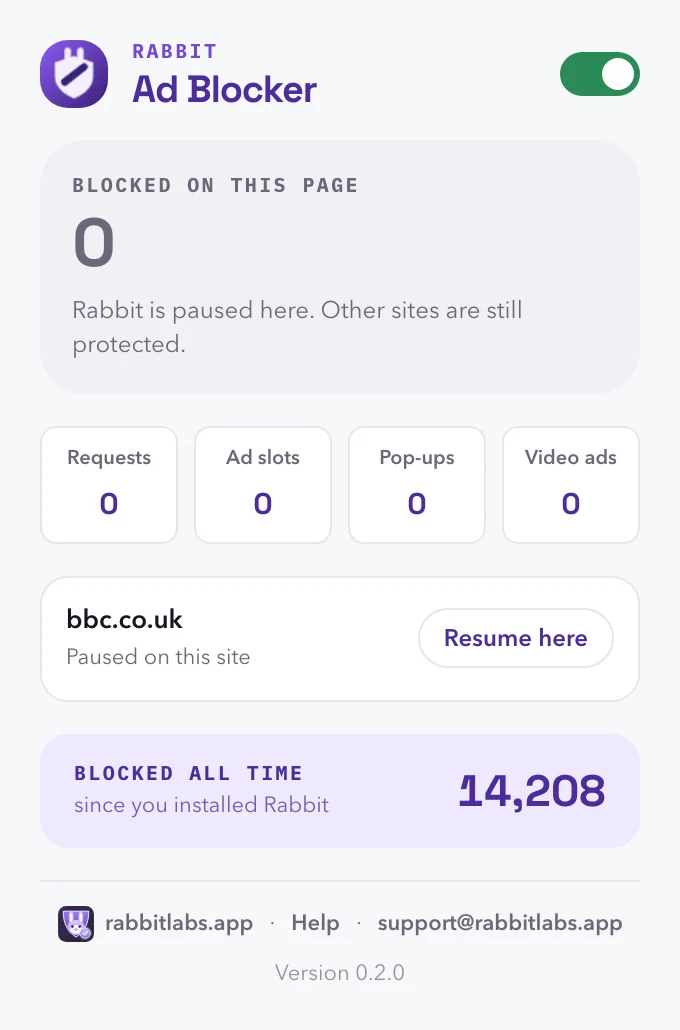 The same popup paused on bbc.co.uk: the hero has gone grey, every counter reads zero and the button reads Resume here.